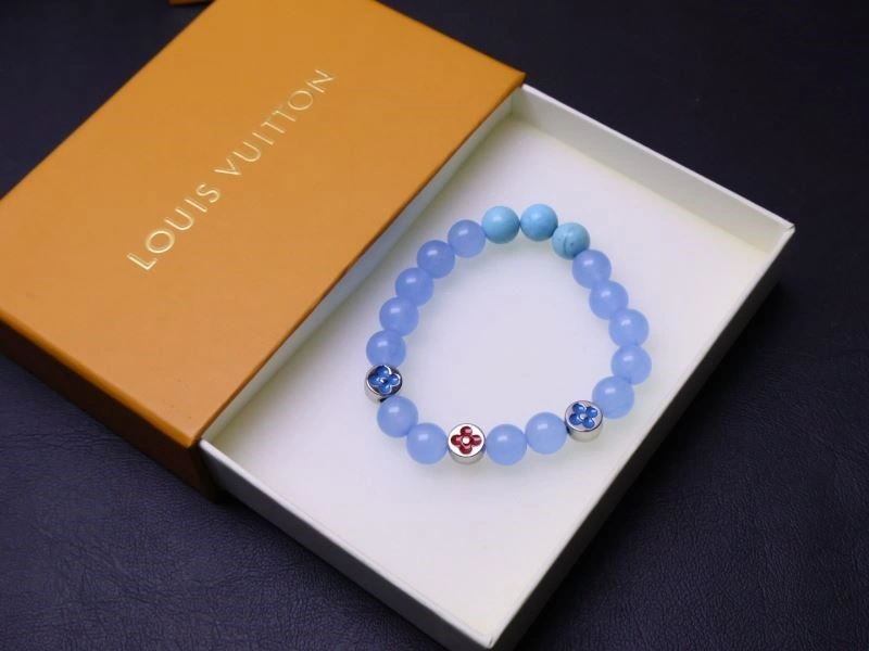 Louis Vuitton Bracelets FashionForward 248738