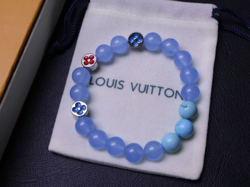 Louis Vuitton Bracelets FashionForward 248738