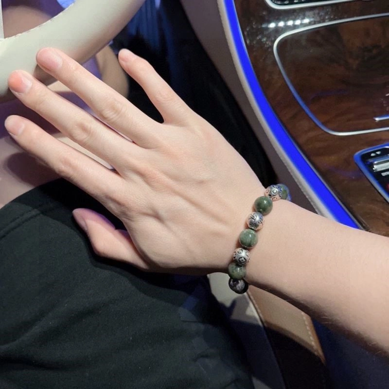 Louis Vuitton Bracelets Versatile 248741