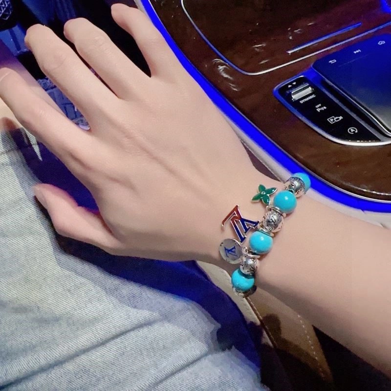 Louis Vuitton Bracelets Seasonal 248745