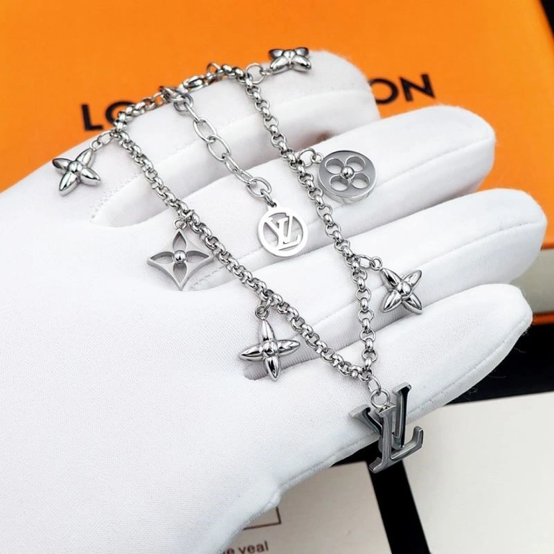 Louis Vuitton Bracelets Youthful 248753