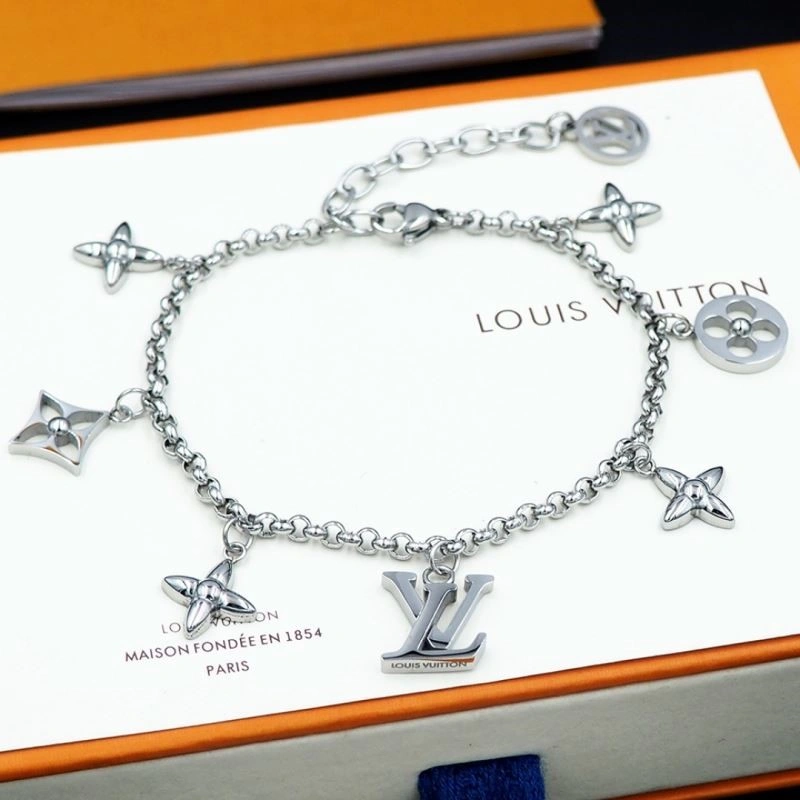 Louis Vuitton Bracelets Youthful 248753