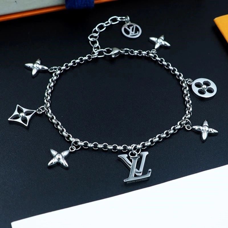 Louis Vuitton Bracelets Youthful 248753