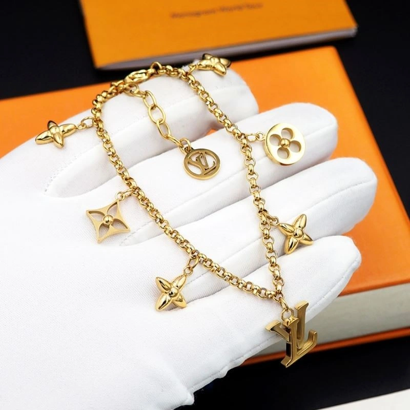 Functional Louis Vuitton Bracelets 248746