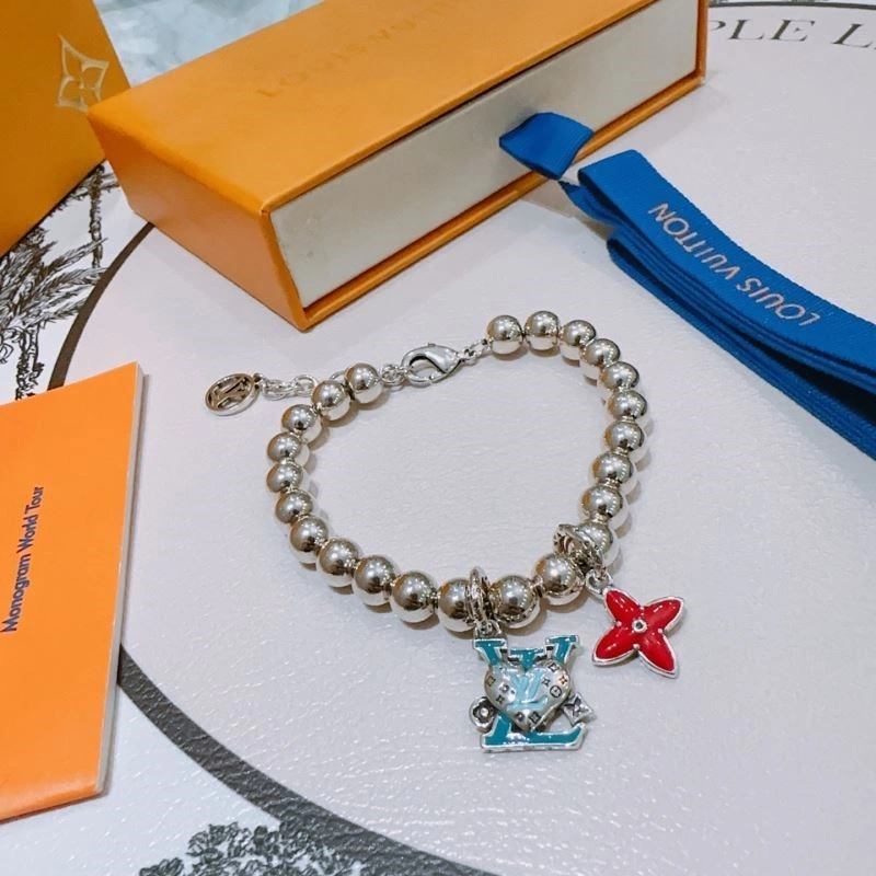 GoodFit Louis Vuitton Bracelets 248744