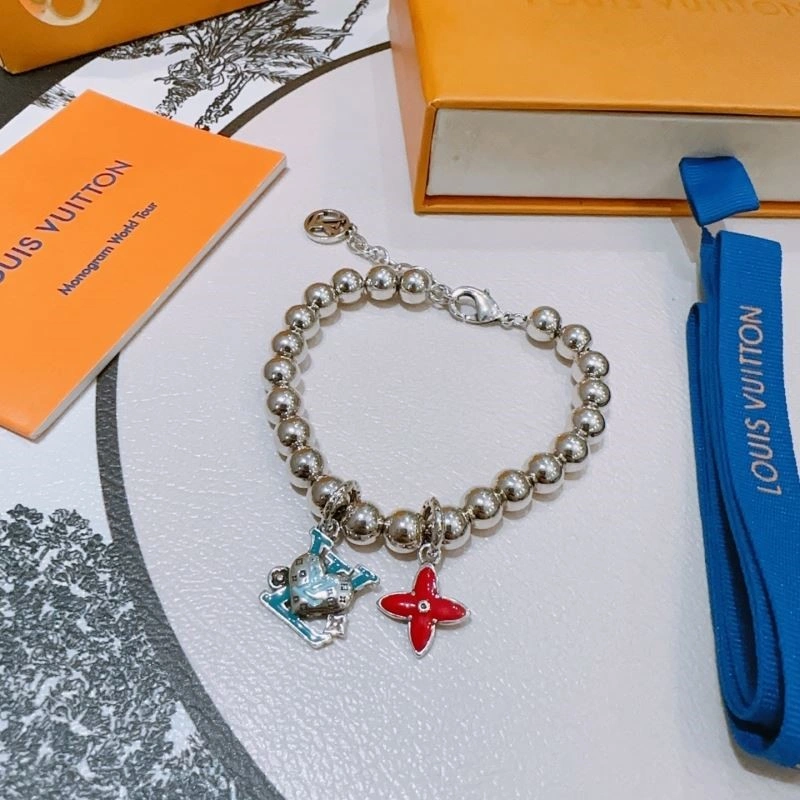GoodFit Louis Vuitton Bracelets 248744