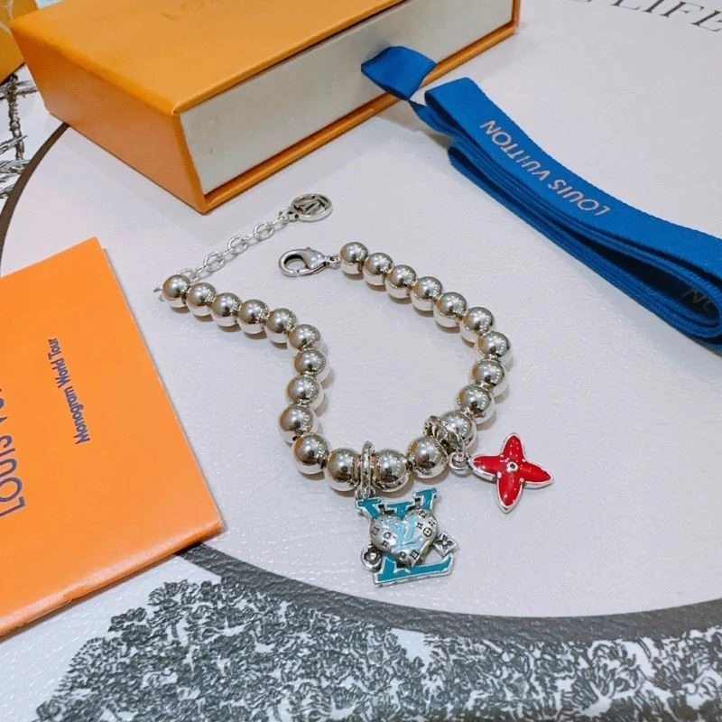 GoodFit Louis Vuitton Bracelets 248744