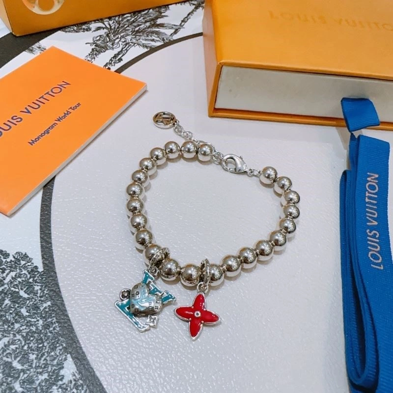 GoodFit Louis Vuitton Bracelets 248744