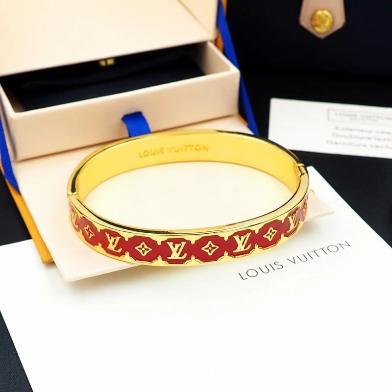 Versatile Louis Vuitton Bracelets 248749