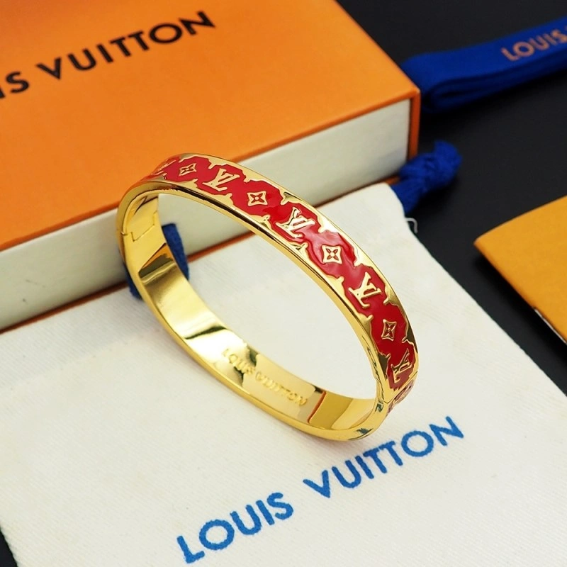Versatile Louis Vuitton Bracelets 248749