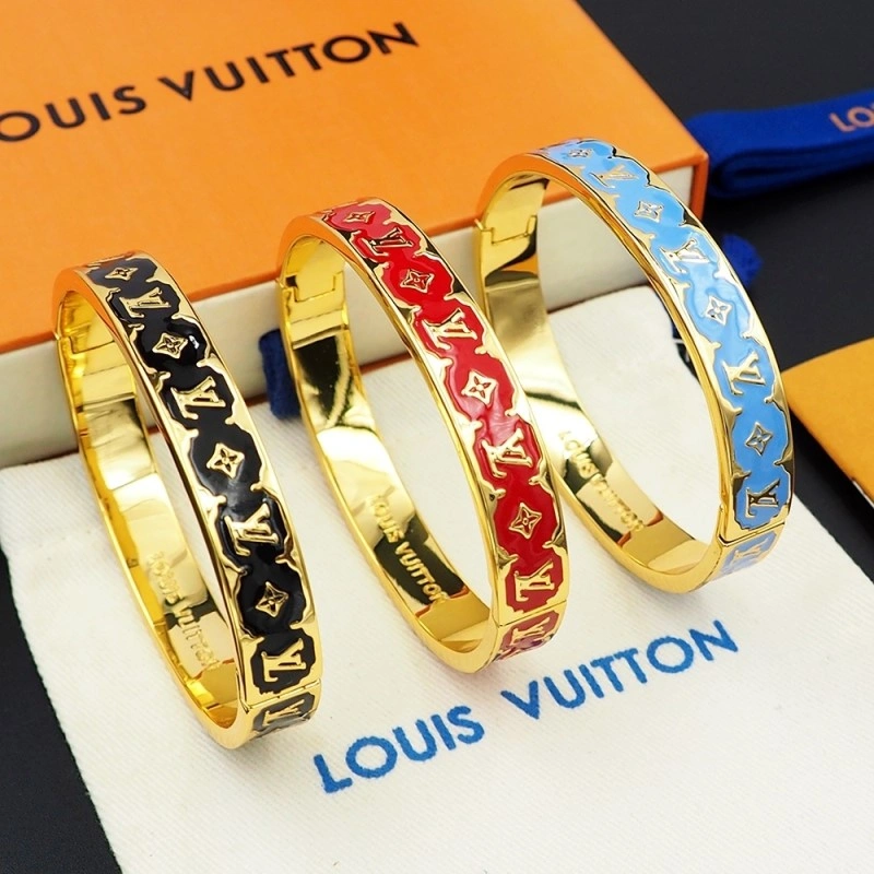 Versatile Louis Vuitton Bracelets 248749