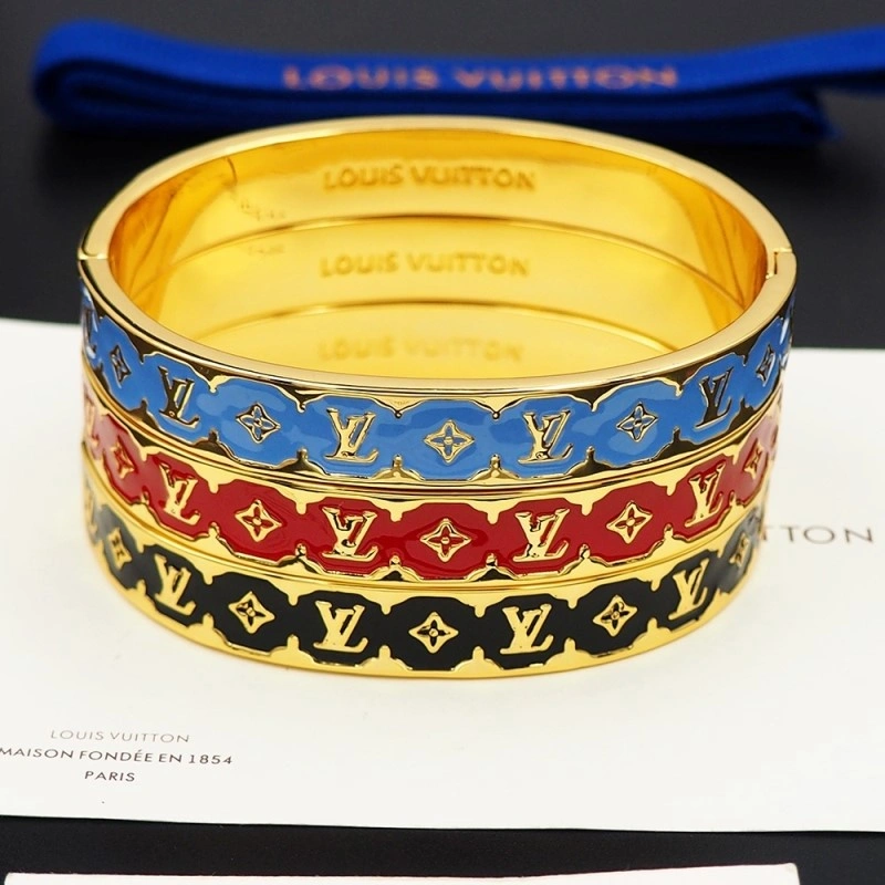Elegant Louis Vuitton Bracelets 248733
