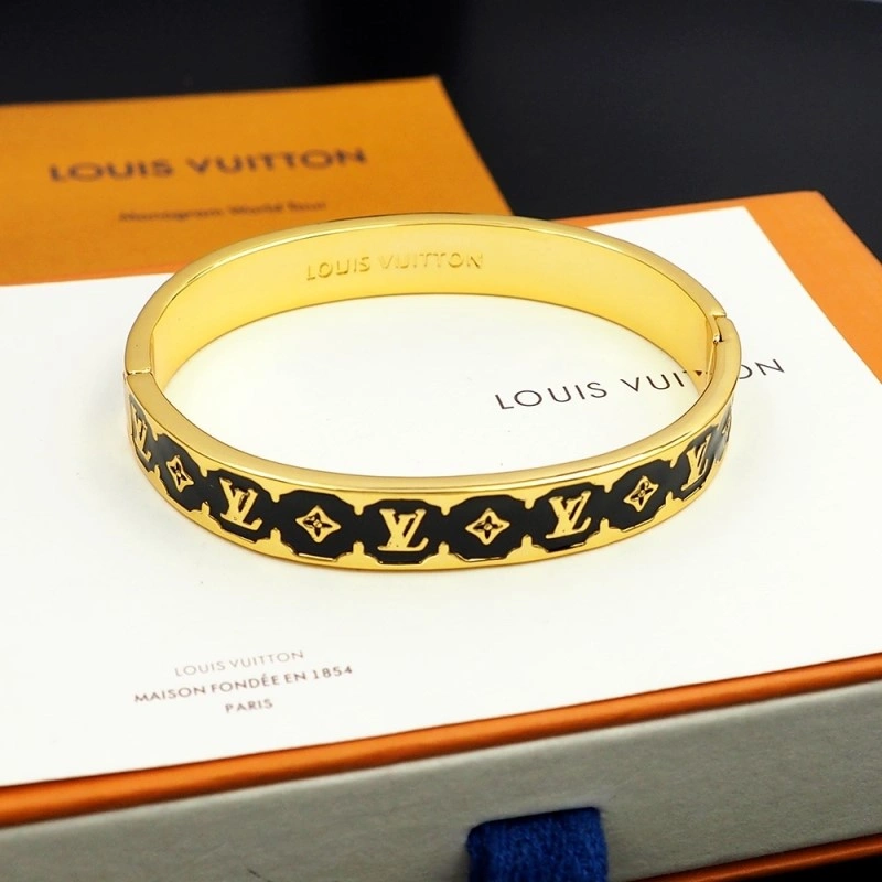 Elegant Louis Vuitton Bracelets 248733