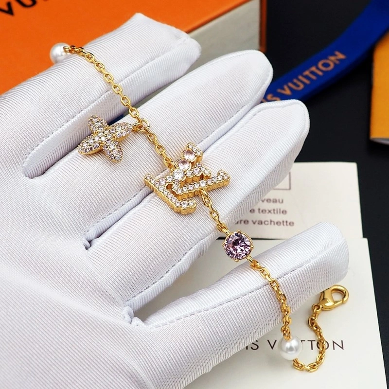 Breathable Louis Vuitton Bracelets 248723