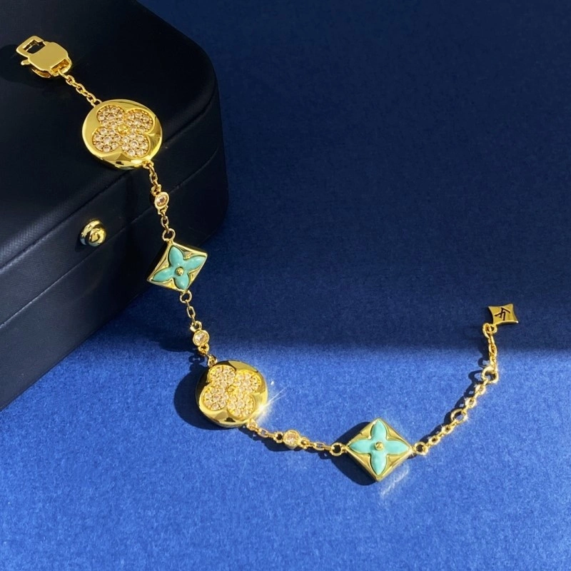 MoistureWicking Louis Vuitton Bracelets 248719