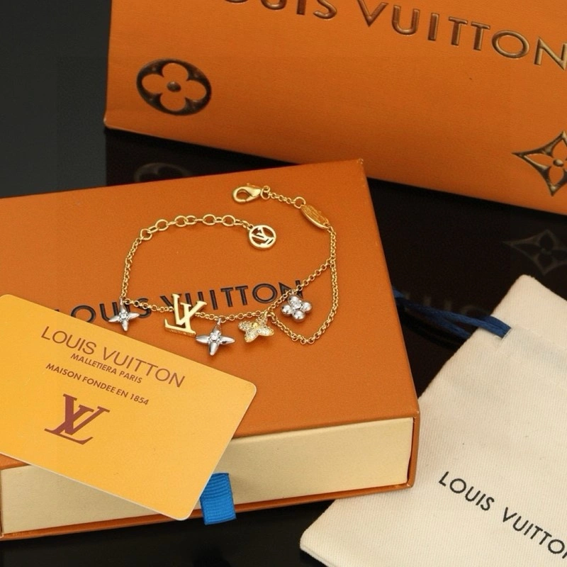 AllSeason Louis Vuitton Bracelets 248712