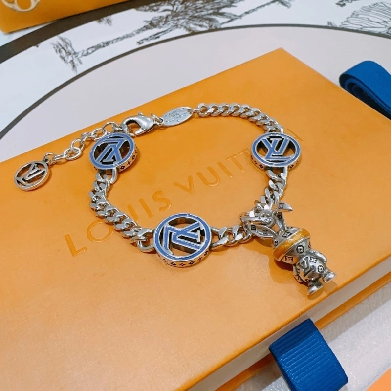 Tailored Louis Vuitton Bracelets 248687