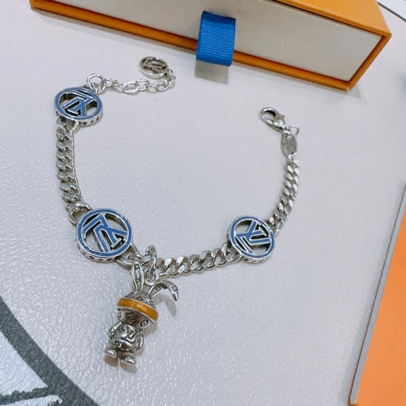 Tailored Louis Vuitton Bracelets 248687