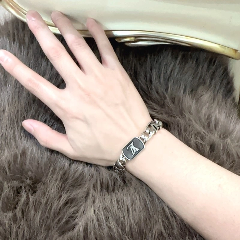 Louis Vuitton Bracelets ZeroBulk 248711