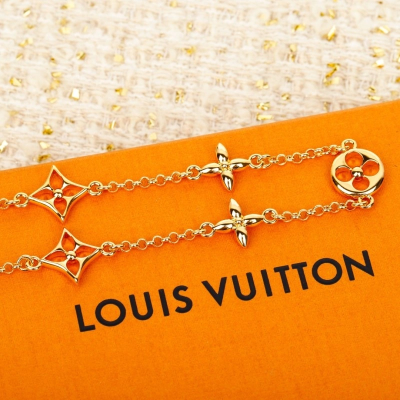Popular Louis Vuitton Bracelets 248696