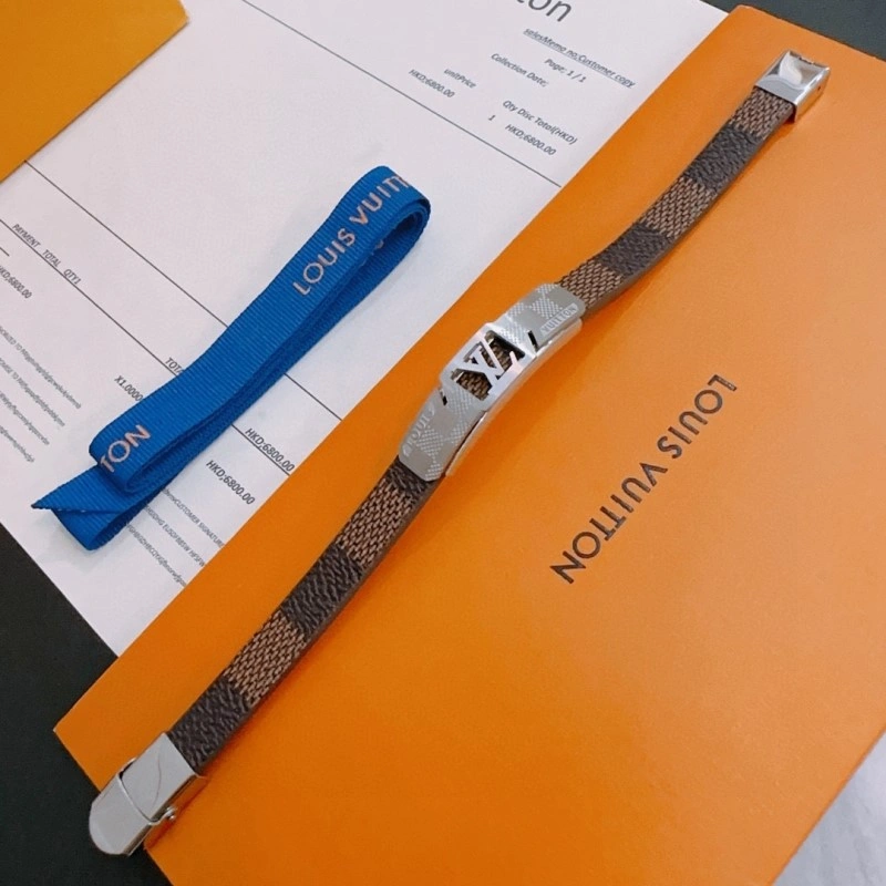 Louis Vuitton Bracelets Sporty 248694