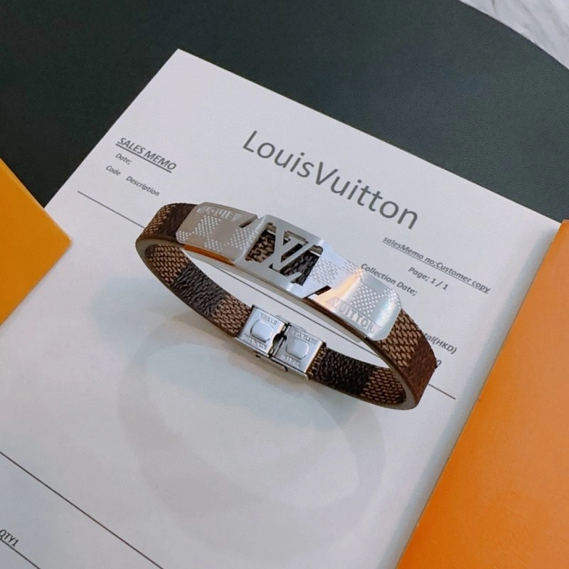 Louis Vuitton Bracelets Sporty 248694