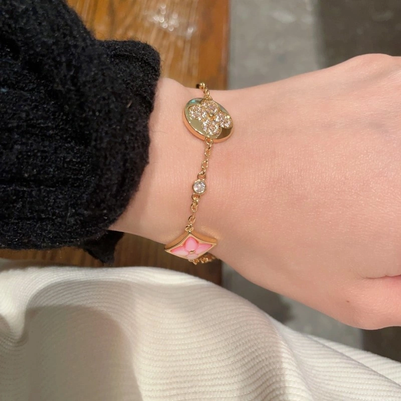 GoodFit Louis Vuitton Bracelets 248698