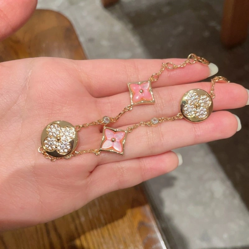 GoodFit Louis Vuitton Bracelets 248698