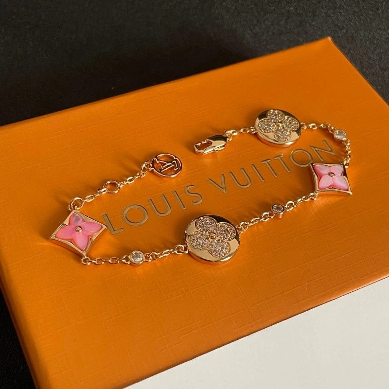 GoodFit Louis Vuitton Bracelets 248698