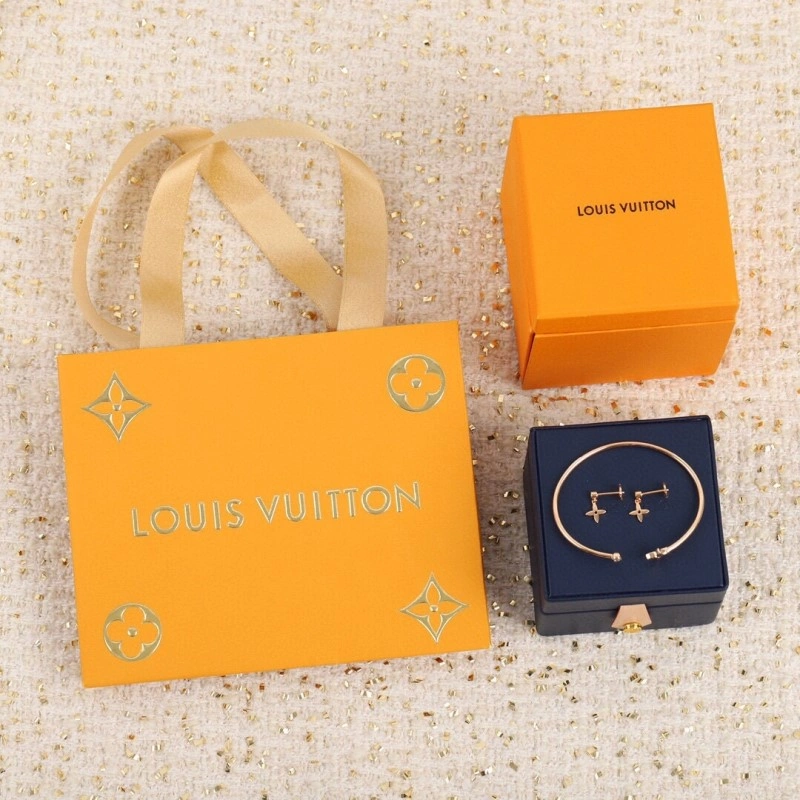 Louis Vuitton Bracelets Tailored 248684