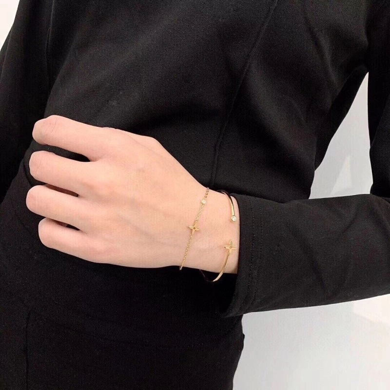 Louis Vuitton Bracelets Tailored 248684