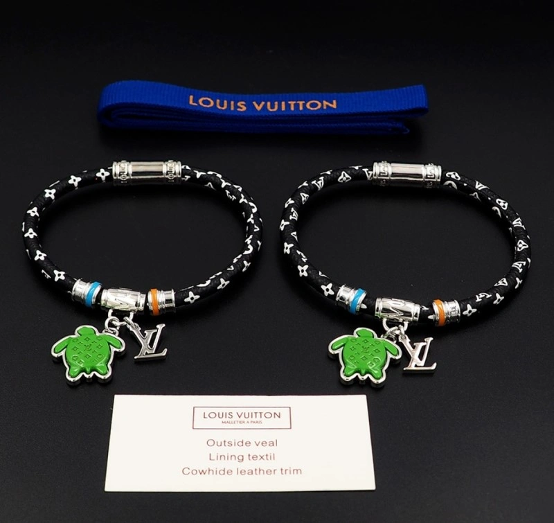 Louis Vuitton Bracelets TravelReady 248683