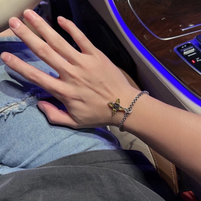 Comfortable Louis Vuitton Bracelets 248675