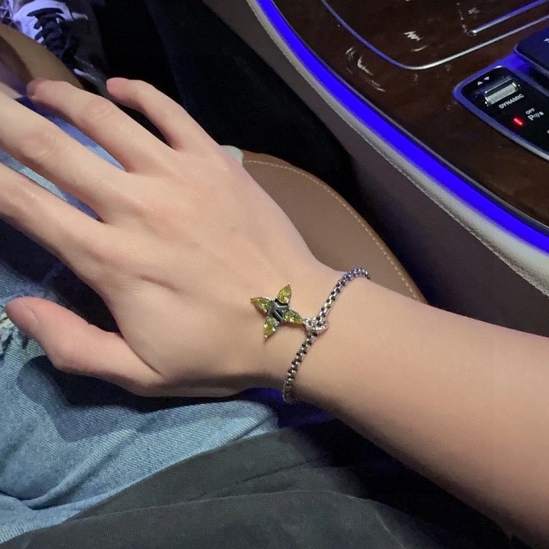 Comfortable Louis Vuitton Bracelets 248675