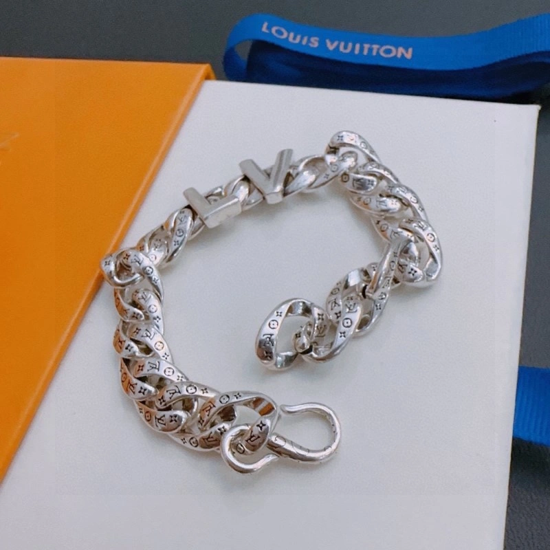 Louis Vuitton Bracelets Upgraded 248658