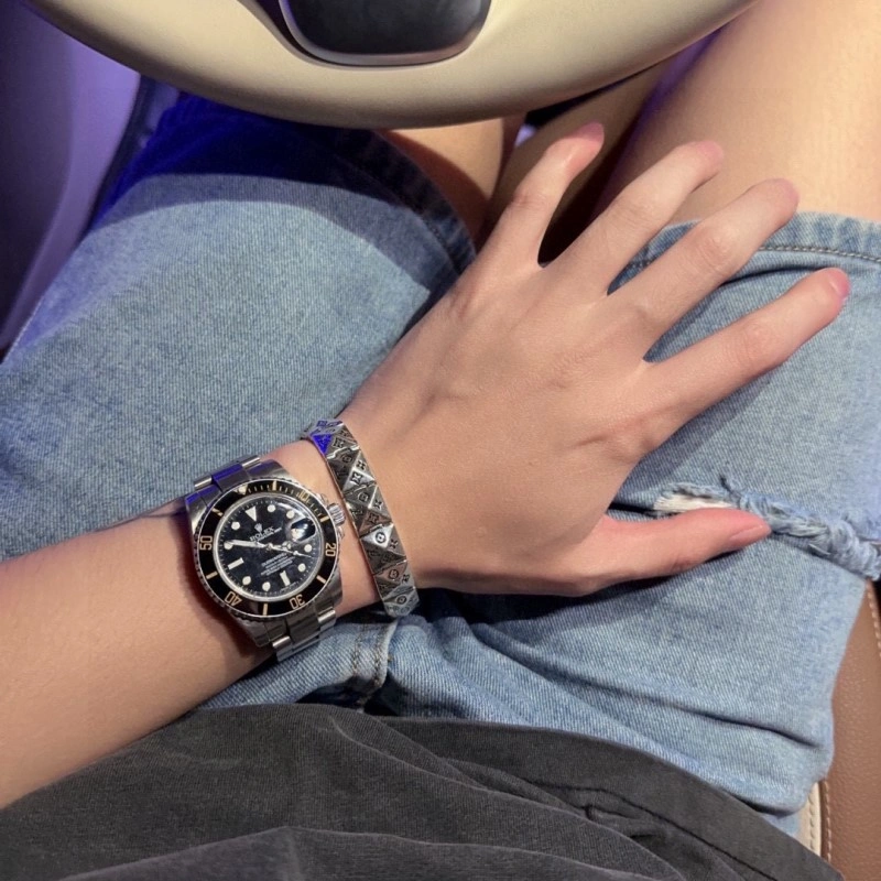 Practical Louis Vuitton Bracelets 248669