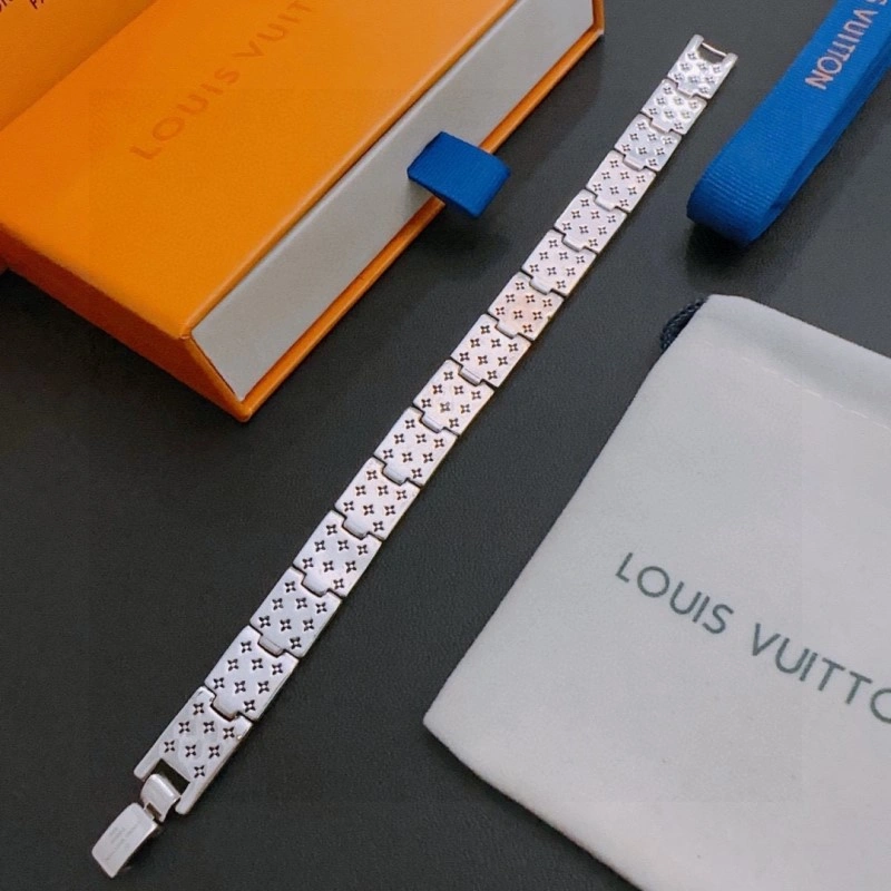 Practical Louis Vuitton Bracelets 248669
