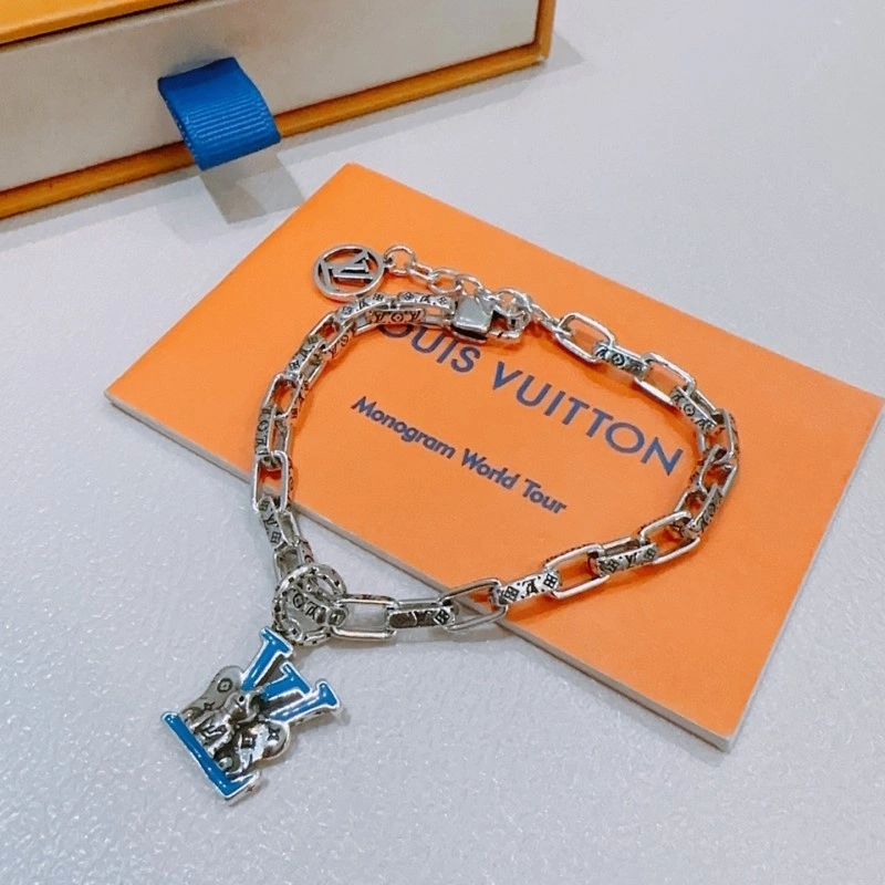 Cozy Louis Vuitton Bracelets 248653