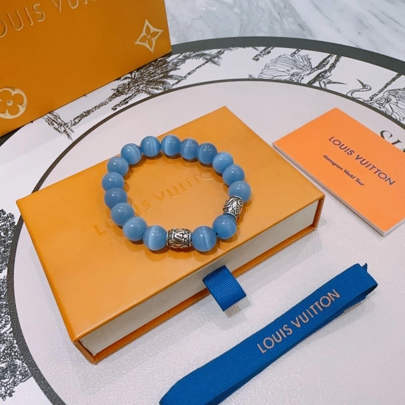 MoistureWicking Louis Vuitton Bracelets 248645