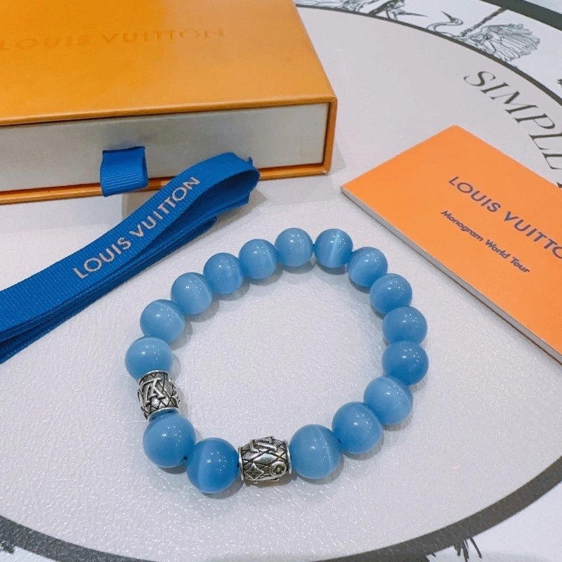 MoistureWicking Louis Vuitton Bracelets 248645