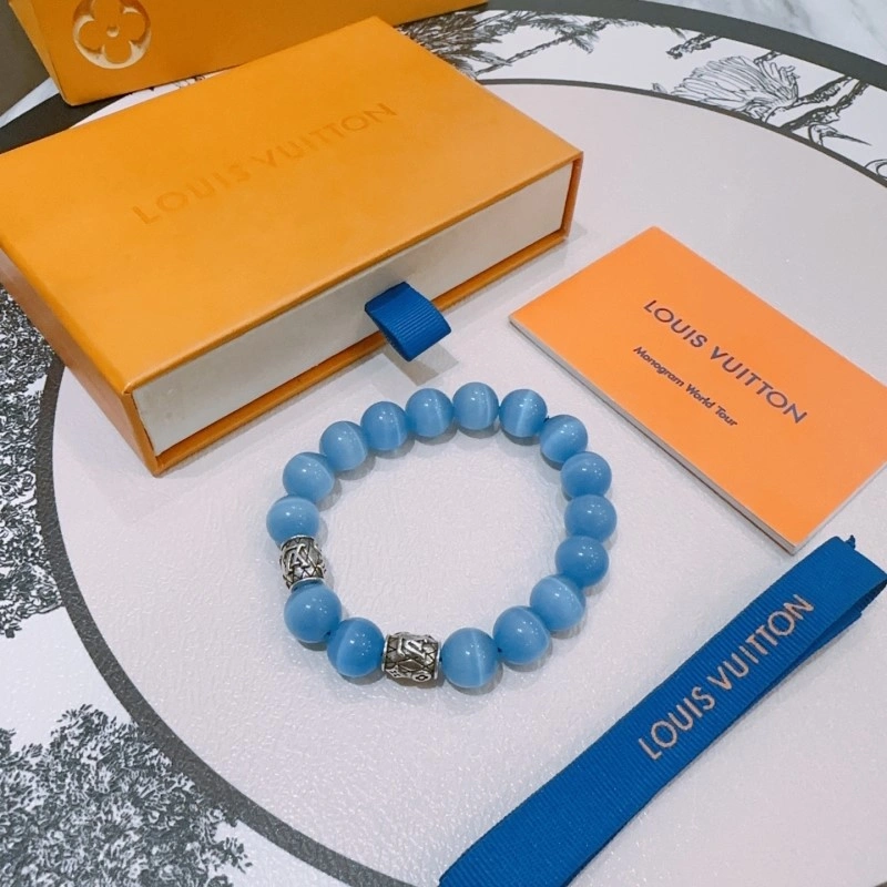 MoistureWicking Louis Vuitton Bracelets 248645