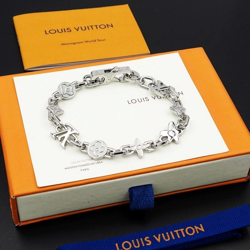 Affordable Louis Vuitton Bracelets 248370
