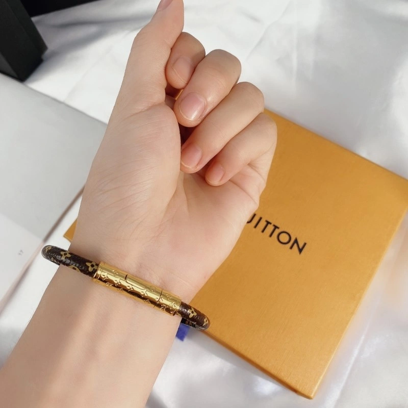 Louis Vuitton Bracelets EasyMatch 248367