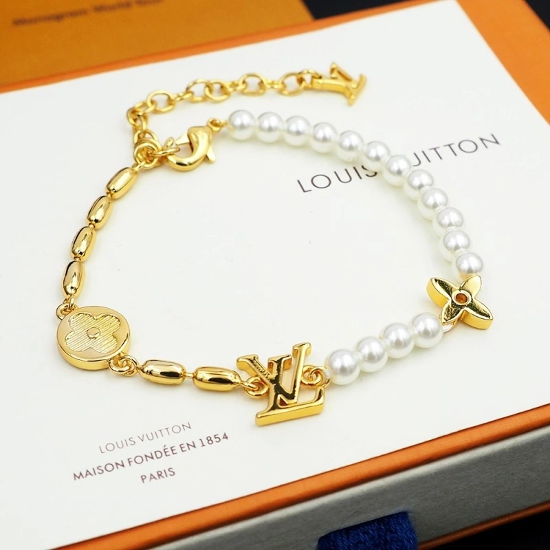 Louis Vuitton Bracelets Youthful 248369