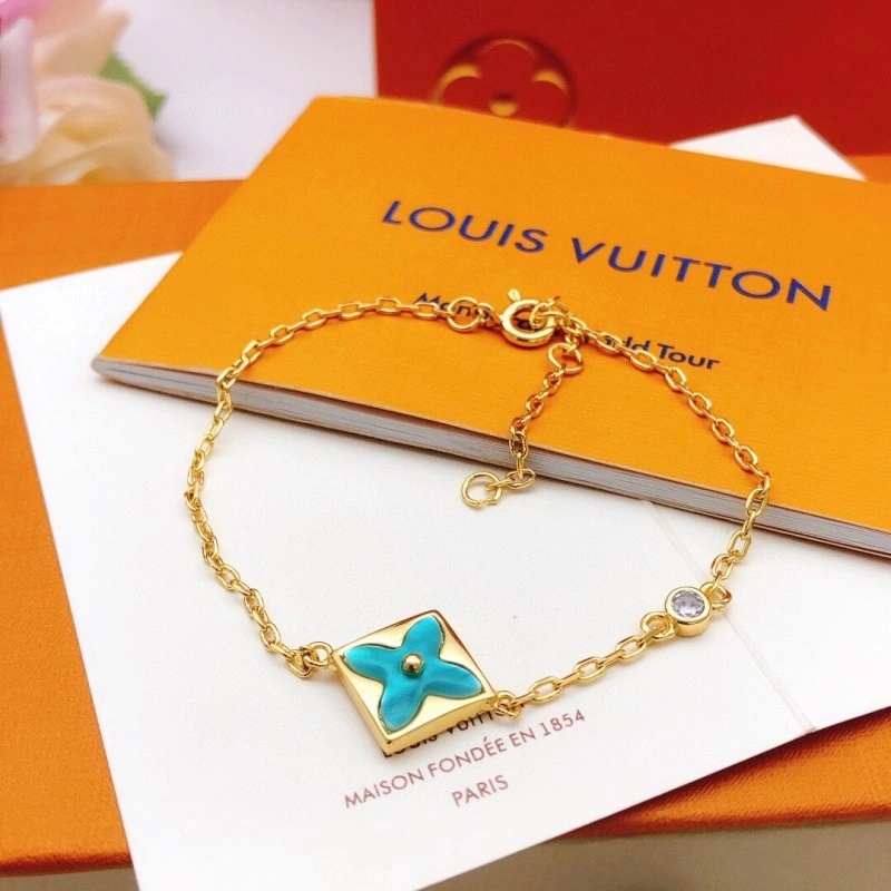 Affordable Louis Vuitton Bracelets 248355