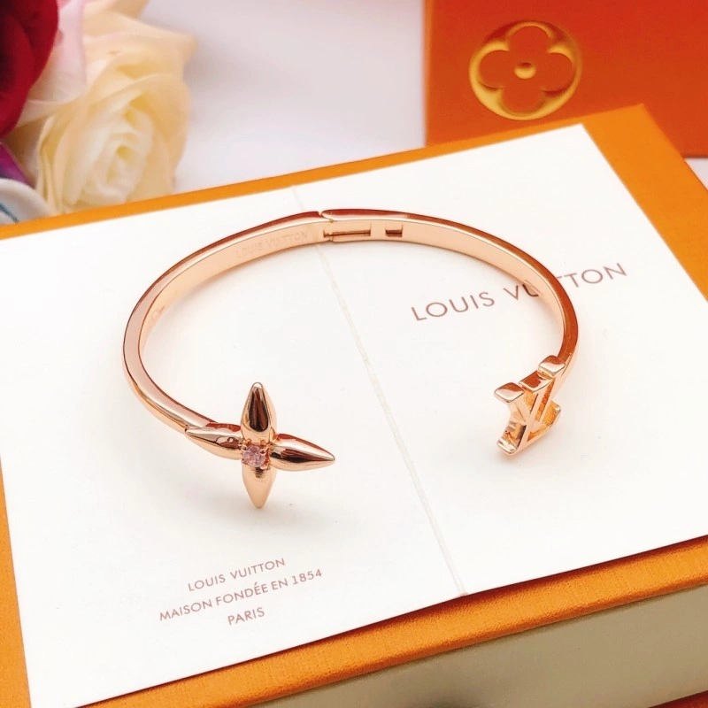 FlexibleFit Louis Vuitton Bracelets 248362