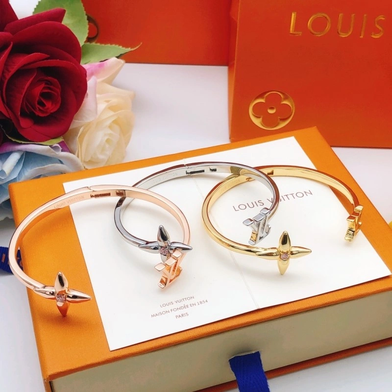 FlexibleFit Louis Vuitton Bracelets 248362