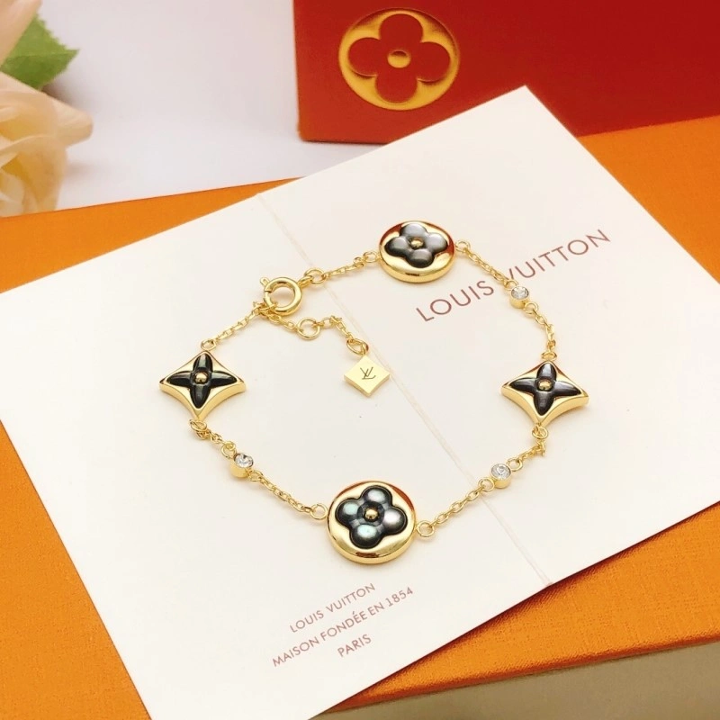 Affordable Louis Vuitton Bracelets 248360
