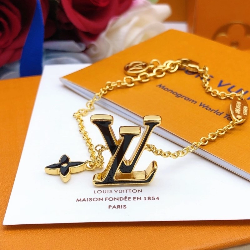 Louis Vuitton Bracelets Lightweight 248359