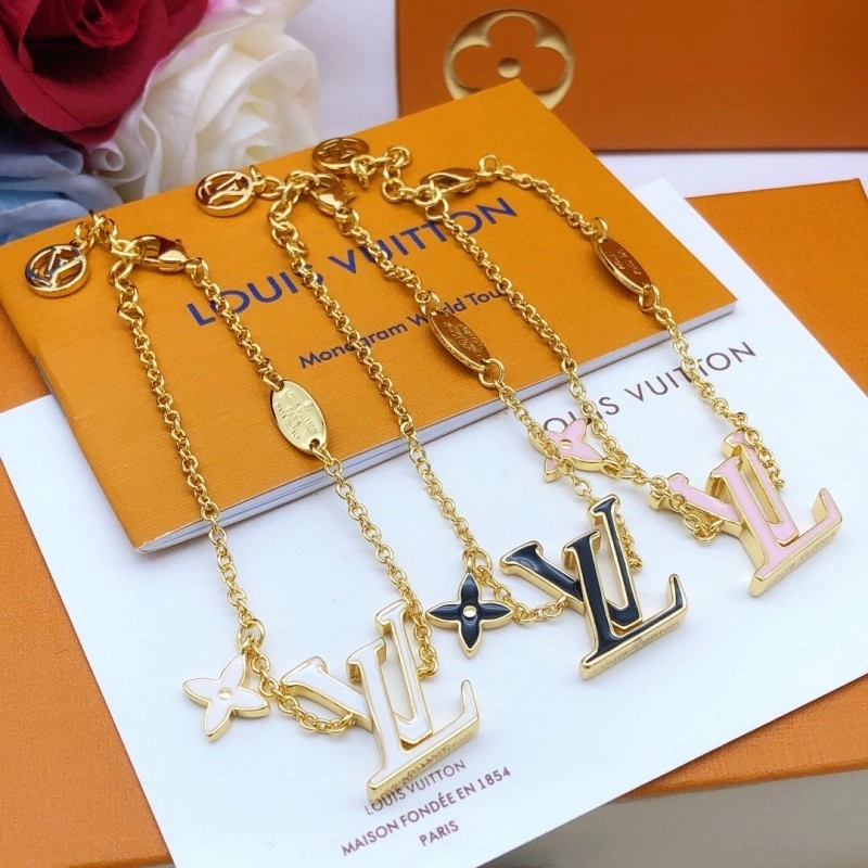 Louis Vuitton Bracelets Lightweight 248359